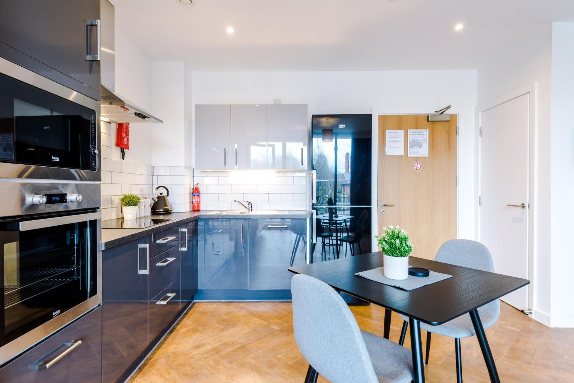 Hilltop Serviced Apartments - Ancoats مانشستر الغرفة الصورة